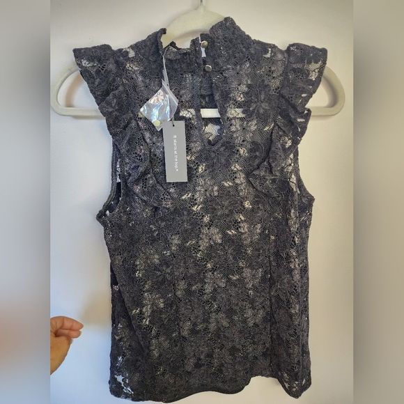 NWT Lace Blouse - Picture 2 of 4